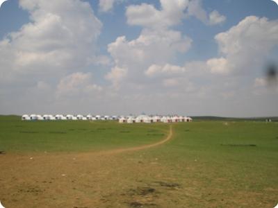 Mongolian_House_Yurt
